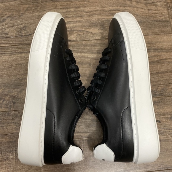 EUC HUGO Quiver Derby LT Black leather sneaker with white sole size 38 - Picture 5 of 9